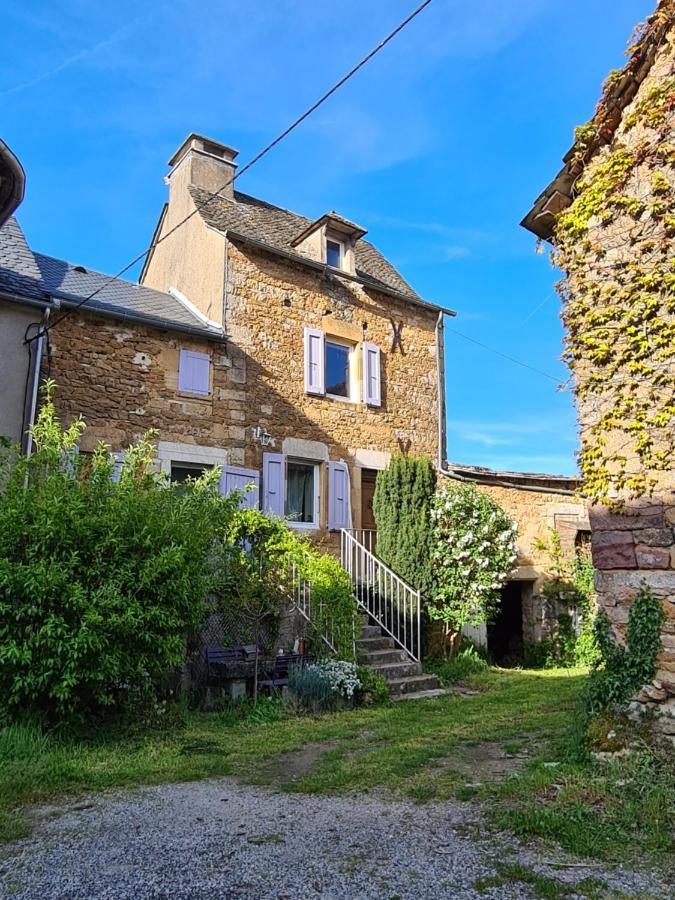 Ma Maison Charme Et Deco Atypique Sophieandco Bozouls Exteriör bild